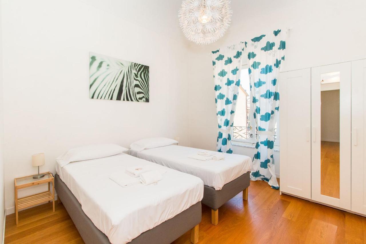 Porta Nuova & Parco Del Valentino Roomy Flat Turín Exterior foto